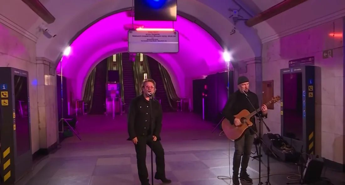 Bono et The Edge ont rendu hommage à Glen Hansard 