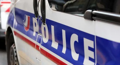 Un jeune homme tué à l'arme blanche