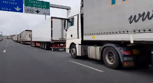 Calaisis : une enquête ouverte après la mort d’un migrant qui a...