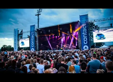 Tout ce qu'il faut savoir sur le Grand Live Contact FM de Maubeuge