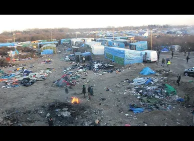 Calais : le nombre de migrants vivants dans la Jungle est en baisse