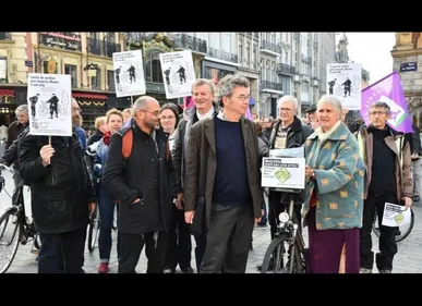 Lille : Manifestation à vélo pour soutenir Jean-Luc Munro