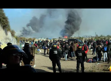 Calais : l’évacuation des migrants est «terminée»