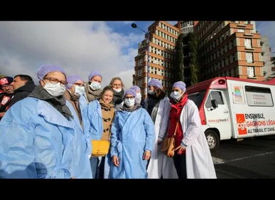 Lille : 200 agents du CHR se mobilisent