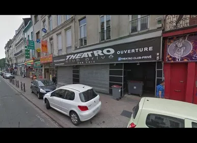 Procès Theatro : en pleurs, le principal accusé plaide coupable