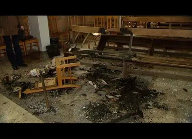 Eglise incendiée à Zuydcoote (59) : l'homme interpellé reconnu...
