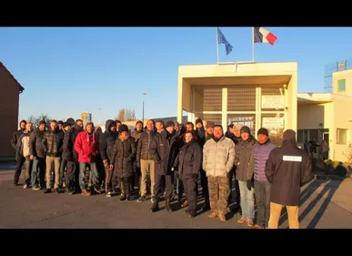 Bapaume (62) : rassemblement du personnel du centre de détention