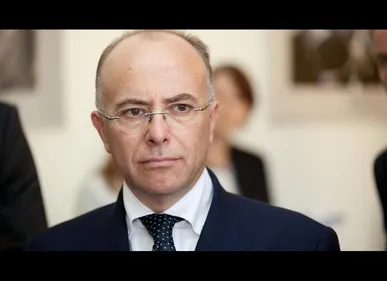 Bernard Cazeneuve nommé Premier ministre