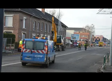 Lens (62) : Fuite de gaz route de Béthune,  la rue en partie fermée