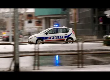 Calais : un boulanger ligoté et roué de coups dans sa boutique
