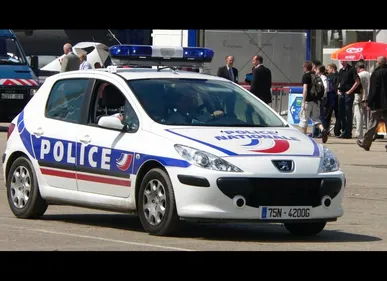 Oise : deux fourgons Chronopost braqués dans la même journée