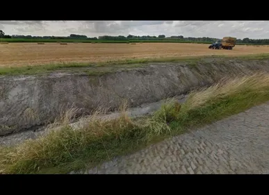 Erre (59) : 200 litres d'huile de vidange vidés dans un cours d'eau