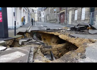 Une partie de la chaussée s'effondre à Compiègne