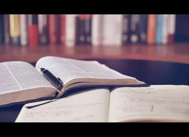 Plus d’excuse ! La bibliothèque canon de Sciences po Lille est...