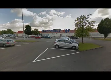 Centre commercial Carrefour-Fourmies : la bijouterie Diva victime...