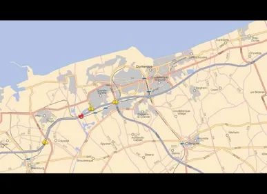 Dunkerque : un camion couché sur l'A16, l'autoroute coupée