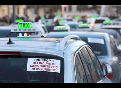 Lille : les taxis vont manifester dans le centre-ville à partir de...
