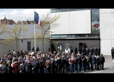 La région rend hommage à Xavier Jugelé, le policier tué dans...