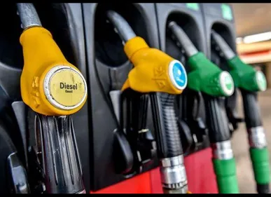 Grève des transporteurs routiers : pas de pénurie de carburant...