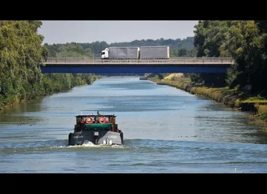 Canal Seine-Nord : le projet remis en cause par le gouvernement