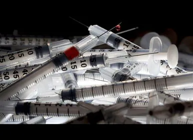 Une fillette de 9 ans piquée accidentellement par une seringue...