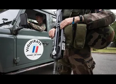 Levallois-Perret (92) : un automobiliste fonce sur des militaires,...