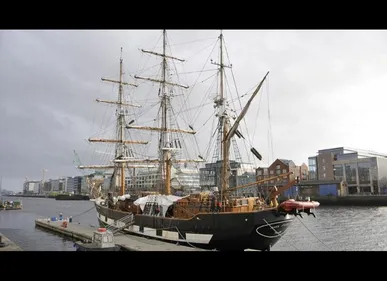 Calais : jusqu'à dimanche, des grands voiliers en escale sur le port