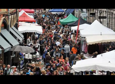 Lille : " la meilleure braderie depuis 10 ans" selon les commerçants