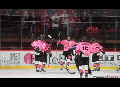 Hockey sur glace : pour la lutte contre le cancer du sein, les...