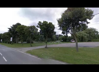 Somme : un ouvrier meurt en tronçonnant un arbre