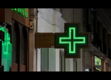 Amiens : bientôt un service drive dans une pharmacie ?