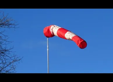 Vents violents : la Somme et les Ardennes placés en vigilance orange