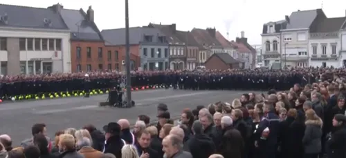 Gerard Collomb a rendu hommage ce vendredi aux deux pompiers...