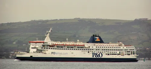 Le trafic transmanche interrompu au départ de Calais