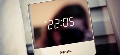 Vos horloges sont en retard ? C'est tout à fait normal