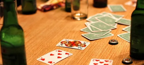 Roubaix : un tripot dans un salon de thé