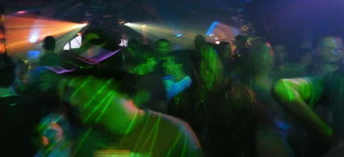 Attention danger en discothèque