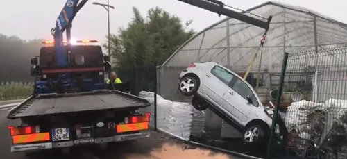 Petite-Forêt : il perd le contrôle de sa voiture et fait un vol...