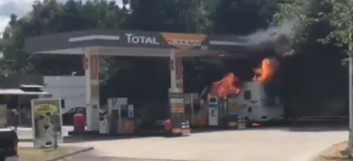 Le Touquet : incendie impressionnant d'une station-service