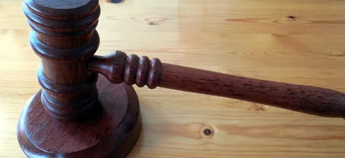 Pontarmé (60) : un homme jugé pour la mort de son frère au nouvel an