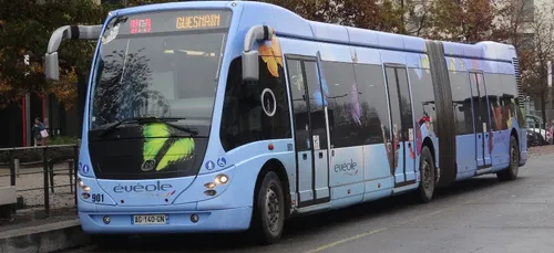 Douai : deux contrôleurs de bus agressés, le réseau Evéole à l'arrêt