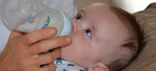 Le CHU d'Amiens a besoin de lait maternel
