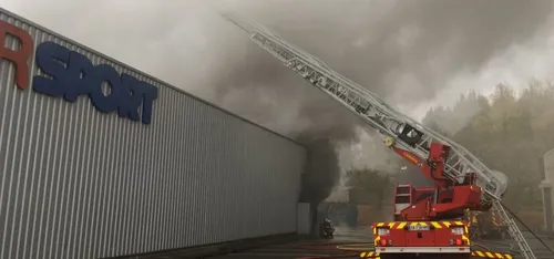 Laon (02) : incendie au magasin Intersport