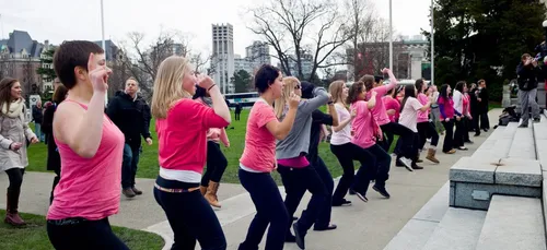 Octobre Rose : un samedi festif dans le centre-ville d'Amiens