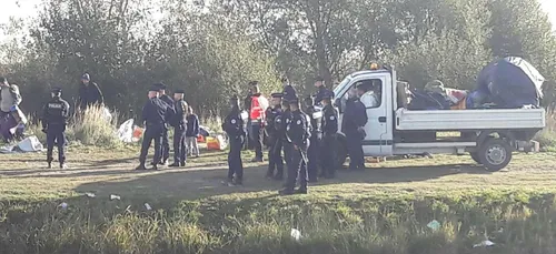 Calais : nouveau démantèlement d'un camp de migrants