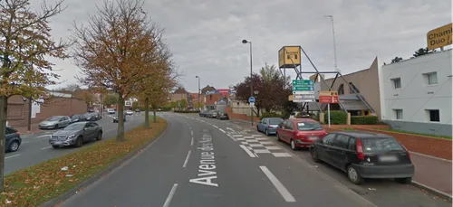 Roubaix : un homme renversé, le conducteur en fuite