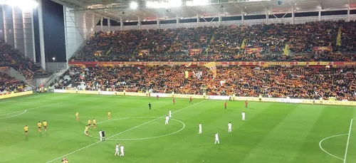 Incidents lors du derby : Lens sanctionne ses supporters