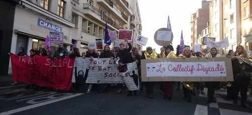 Les travailleurs sociaux du Nord dénoncent toujours le manque de...