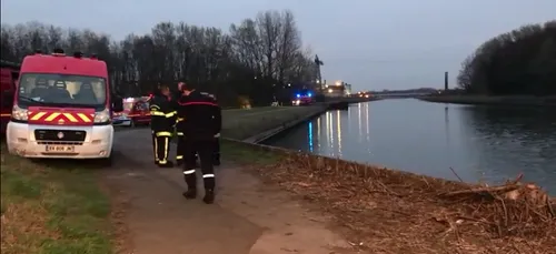 Un homme est-il réellement tombé dans la Deûle dans le Douaisis ?