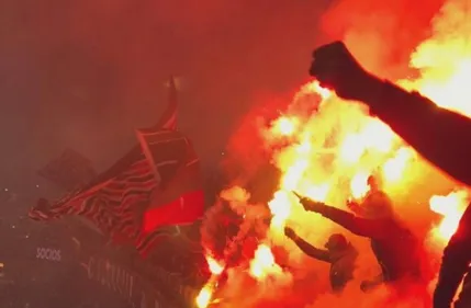 Football : des supporters parisiens sous escorte à Lille